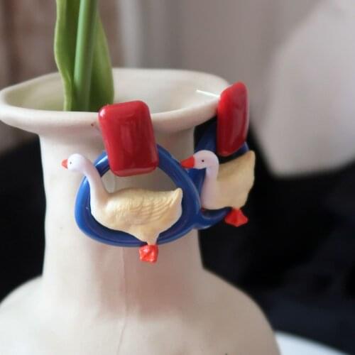 Hyperbole Creative Resin Duck Earrings Funny Animal Geometric Earring Long for Women Lady New Fashion Anime Earings Accessories