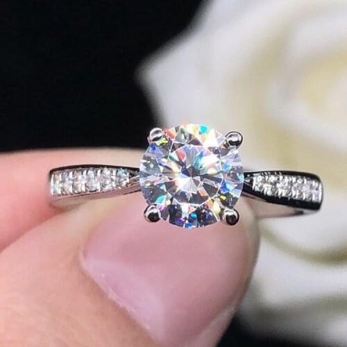 Trendy 14K White Gold Ring Exquisite Moissanite Ring Engagement Anniversary Ring Round Cut Customizable Rings moissanite jewelry