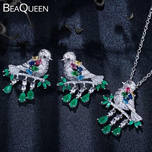 BeaQueen Luxury Designer CZ Green Teardrop Stone Bird Hanging Earrings Necklace Cubic Zirconia Jewelry Set for Women JS136