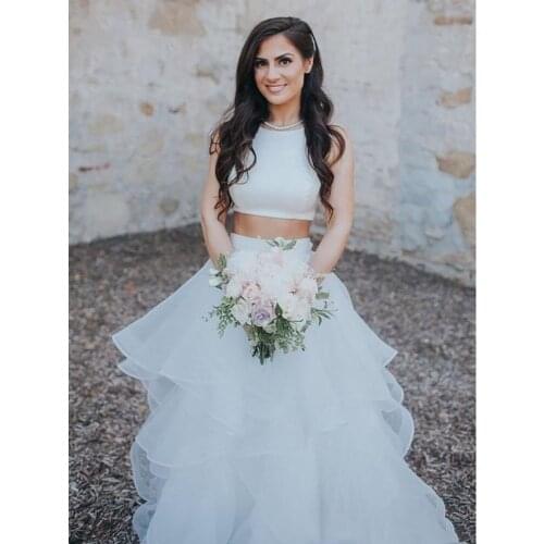 Summer Bohemian White Wedding Dress Two Pieces Sleeveless Tiered Skirt Floor Length Boho Beach Bridal Gowns Jewel Neck