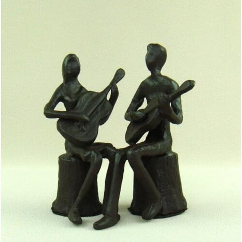 Abstract Iron Couple Guitarist Miniatures Romantic Metal Choir Lovers Figurine Music Decor Souvenir Handicraft Ornament Present