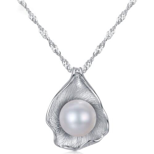 MetJakt S925 Sterling Silver Water Wave Chain Freshwater Pearl Pendant Womens Necklace