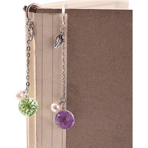 Novelty Dry Flower Bookmark Retro Ball Pendant Book Label for Girls Vintage Jewelry Kids Gift Stationery Book Accessories