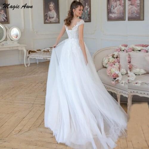 Magic Awn Elegant White Wedding Dresses 2021 Lace Appliques Tulle Boho Wedding Party Gowns Sweep Train Customized Vestidos Boda