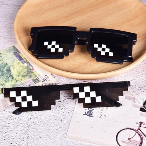 1pc Retro Bril 8 Bit Pixelated Zonnebril Mannen Vrouwen Kleding Merk Thug Life Party Bril