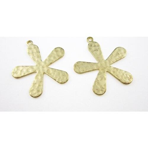 Brass earring charm Brass findings 24x22x1mm Hammered Brass flower pendant -12pcs R1472