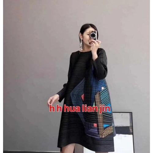 HOT SELLING Miyake fashion stripe print dress fold dress with Nine points sleeves A-Line dress IN STOCK