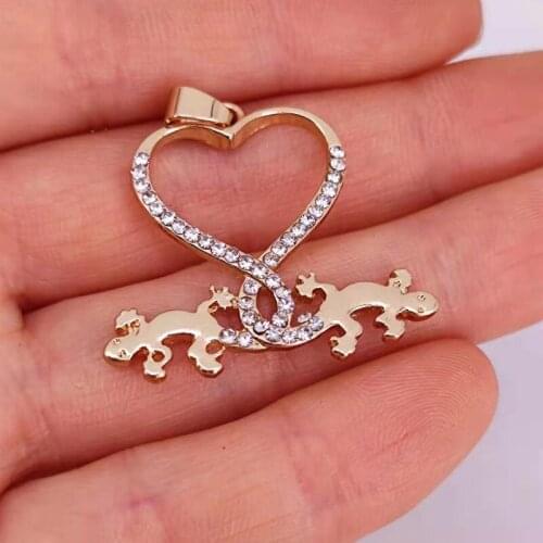 Hzew 5pcs new two lizards love heart pendant charm lizard charms gift for women man Accessorie