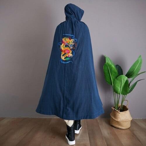 Traditional Chinese Clothing For Men Male Long Trench Coat Embroidery Dragon Kimono Winter Men Vintage Robe Chinese Cloak KK3226