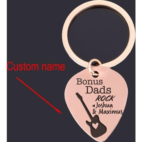 Father’s Day Gifts Personalized Custom Name Stainless Steel Fashion Guitar Pick Keychain Son Daughter Holiday Surprise