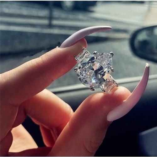 Luxury Shiny Female Engagement Rings High Quality Pear Shape Clear White Colors Crystal Ring For Women Wedding Anniversary Gifts