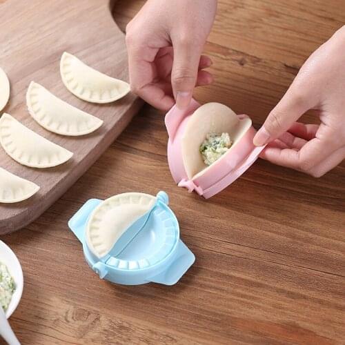 1Pc DIY Dumplings Maker Tool Dumpling Machine Equipment Hand Mould Making Dumplings Oysters Fruit Pies Mould Kitchen Accessories