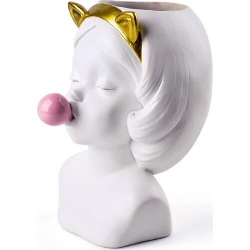 Creative Resin vase Cute girl bubble gum Decoration home living room dining table Decorative art portrait gold vase