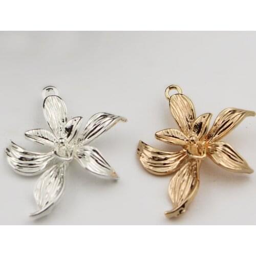 20pcs Brass Casted Silver Gold Plated 5 Petals Flower Charms Pendant High Quality For Women Dangle Earrings Jewelry Accessories