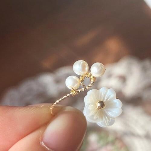 Anime Tian Guan Ci Fu Xie Lian Rings Small White Flower Natural Pearl Handmade Gift Winding Finger Ring Fashion Jewelry Cosplay