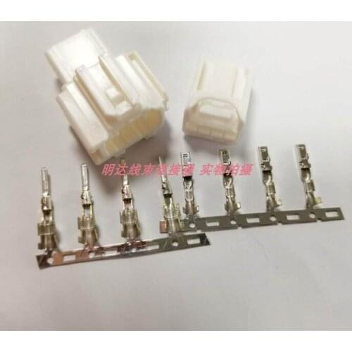 For Honda car CRV fuse box 4PIN power supply for Mazda hairspring heating connector original