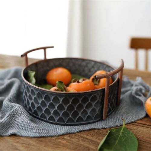 Antique Retro Round Iron Bread Basket with Handle Vintage Metal Fruit Bread Tray Dessert Plate Home Decor Photography Props