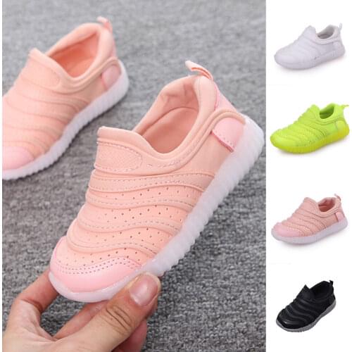 Newly Kids Sport Running Shoes Children Sneakers Trainers Toddler Baby Boys Girls Casual Shoes with LED Light
