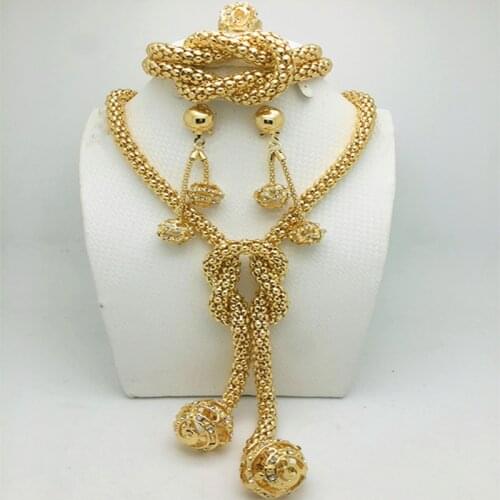 Longqu 2020 Wholesale Dubai Gold Jewelry Set for Women Fashion Brand African Beads Jewelry Set Necklace Bracelet Earrings Ring