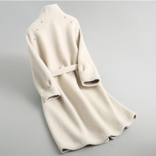 2020 Womens Fur Coat Female Winter Warm Thick Real Wool Shearing Jacket Long Composite Fur Coats With Belt 18023 YQ1757
