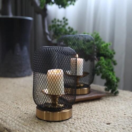 Vintage Stand Metal Gold Candle Holders Cup Iron Wedding House Table Candle Holders Lantern Retro Portavelas Night Light AD50CH