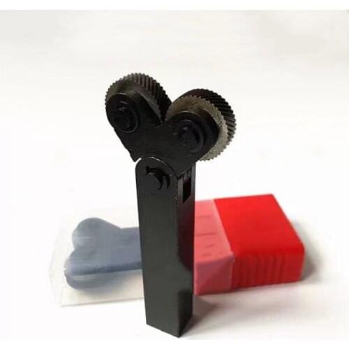 Two-wheel knurling tool kit net wheel knurling hob double wheel linear pitch knurling set