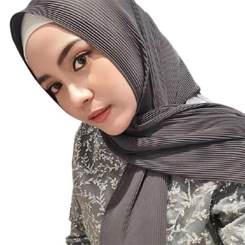 Hot Bubble Chiffon Pleated Scarf Crinkle hijab Plain Wrinkle Scarves Women Stripe Shawls Muslim Turbante Headband New Arrival