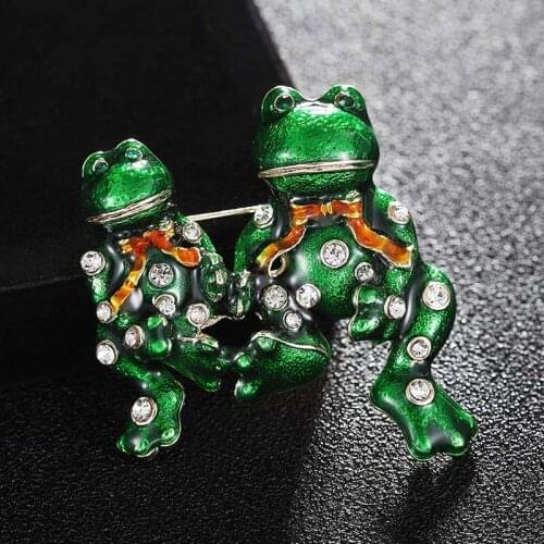 Cute Green Enamel Frog brooches jewelry for men statement punk gifts Fly Insect Brooch Kids Girls Clothes Accessory Broaches