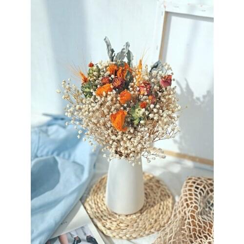 A bunch of natural dried flowers sky gypsophila aromatherapy rose diy material living room wedding holiday decoration