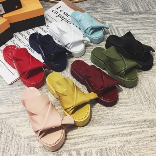 Soft leather Butterfly-Knot Women slippers Summer For Women Thick Platform Designer Beach Sandals Soft Slipper