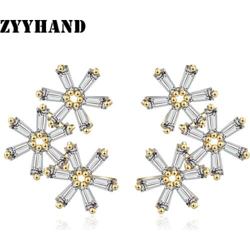 Golden AAA Zircon Flower Women Stud Earring Girl Romantic Cute Snowflake Clean Stone Girl Wedding Engagement Ear Jewellery