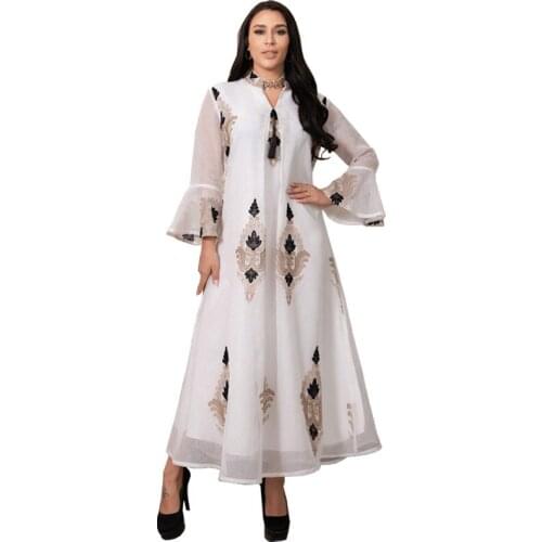 Muslims Women Dress 2021 Summer Fashion Style Muslim Women Long Sleeve White Polyester Long Abaya