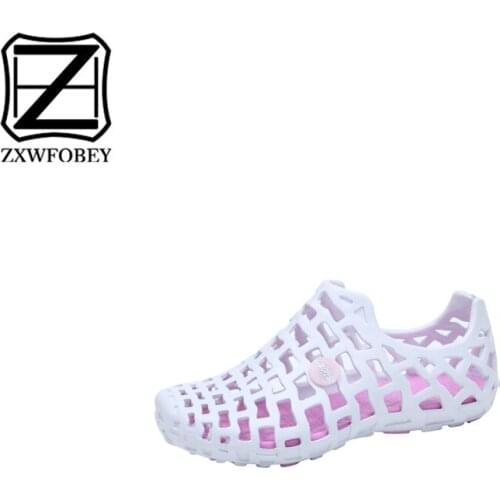 ZXWFOBEY Mens Women Mules Shoes Sandal Couple shoes On Garden Indoor Out Shoes 2019 Fashion Summer Slipper Beach Shoes