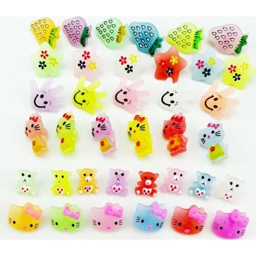 20PCS Acryl Clothes Coat Strawberry Buttons Decorative Round Brand Garment Cat Button Fits A--026