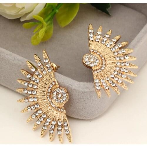 MINHIN Wholesale Big Crystal Earrings Women New Design Statement Fashion Stud Earrings Punk Sector Shape Earrings Brincos