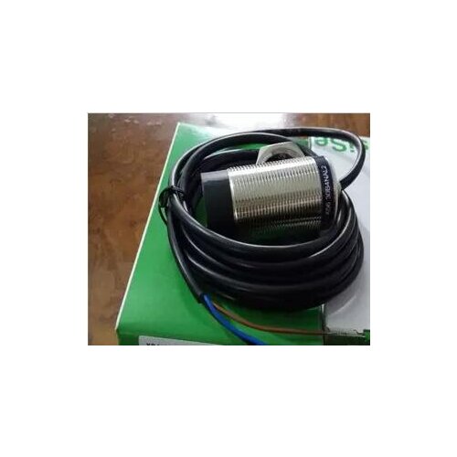 Free Shipping 2pcs/LOT New Switch XS630B1PAM12 inductive sensor plug type PNP often open