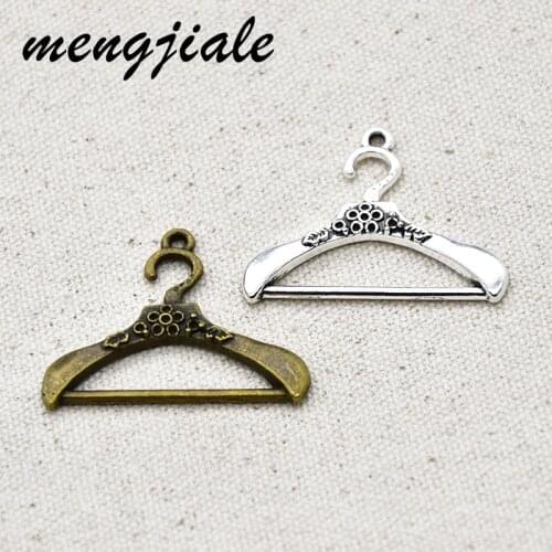 7pcs Vintage Alloy Metal Hanger Clothes Stand Charms For Necklace Jewelry Making Finding Accessories Wholesale