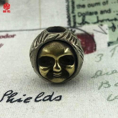 EDC Tool Brass Vicious Doll Modeling Knife Beads Paracord Woven Bracelet Gifts Can Be Wholesale