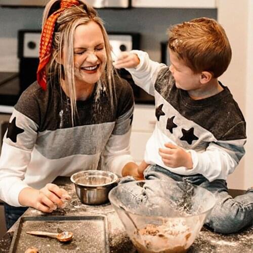 Family Hooides Family Matching Clothes New Family Look Mother and Daughter Matching Clothes 2 Colors Patchwork Star