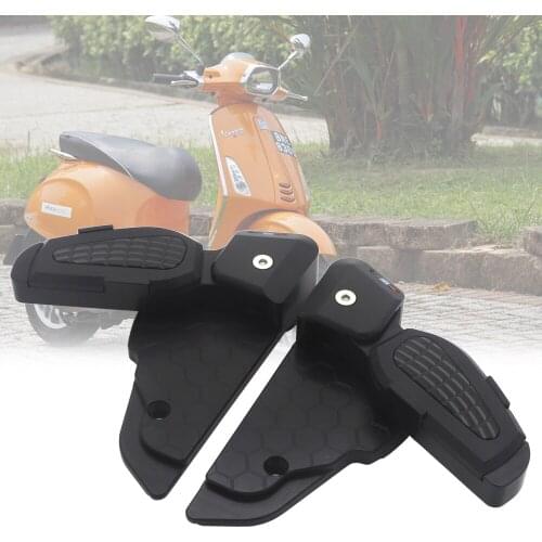 Motorcycle CNC Rear Passenger Foldable Footrest Extension Foot Pegs Pedals Pad for Vespa Scooter Primavera Sprint 150 2017 2018