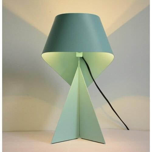 Nordic Personality Cartoon Table Lamp Creative Art Origami Table Lights Designer Living Room Hotel Light Free Shipping