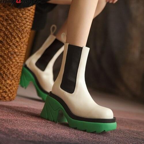 2021 New Women Boots Black Platform Combat Ankle Boots for Women Round Toe Slip-On Motorcycle Boots Zapatos De Mujer