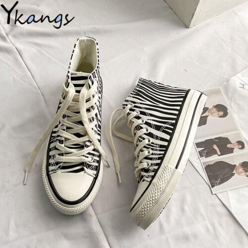 Zebra Print Low-top Canvas Shoes Outdoor Street Style All-match Low-cut Womens Vulcanized Shoes Fashion Lace-up Ladies Sneakers