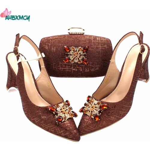 2021 Comfortablel Heels New Coming INS HOT Sale Italian Women Shoes and Bag Set in Coffee Color for Garden Party