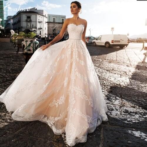 EVALOVE New Glamorous Appliques Brush Train A-Line Wedding Dress Luxury Scoop Neck Beading Sashes Vintage Bridal Gown Plus Size