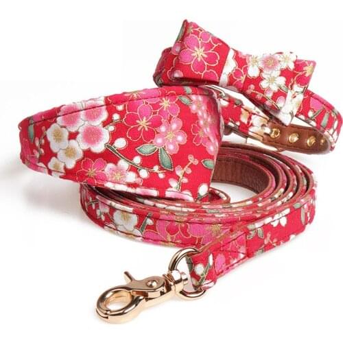 Handmade PU Leather Dog Collar Leash Set Bow Flower Print Collar Bandana Necklace Outdoor Pet Walking Lead for Small Medium Dogs