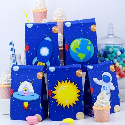Space Astronaut Gift Bags Favor Boxes Candy Wrapping Brithday Party Supplies Spaceman For Kids Birthday Decor Paper Rocket Earth