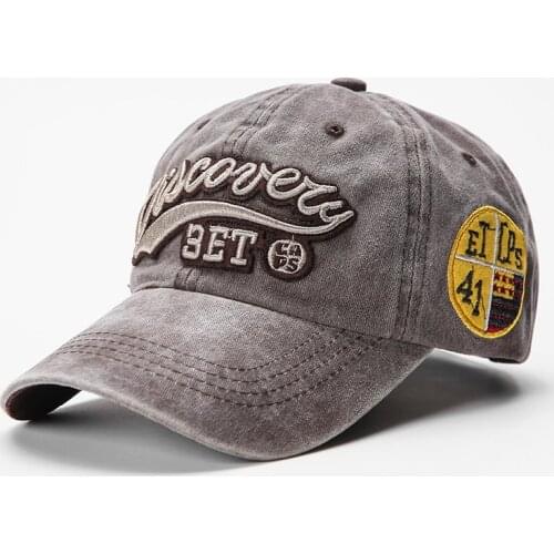 Wholesale Cotton 5 panels 3D Embroidered Letters Logo Baseball Trucker Cap