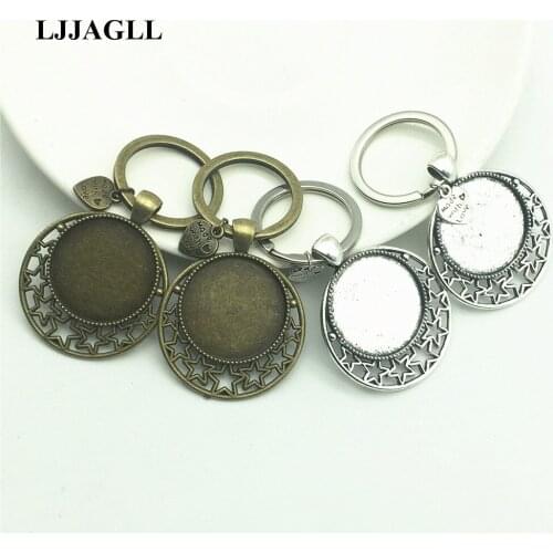 LJJAGLL 3pcs/lot Metal Handmade Vintage Key Ring Heart Charm Fit round 25mm Cabochon Hollow stars Pendant Diy Jewelry AYSQ010