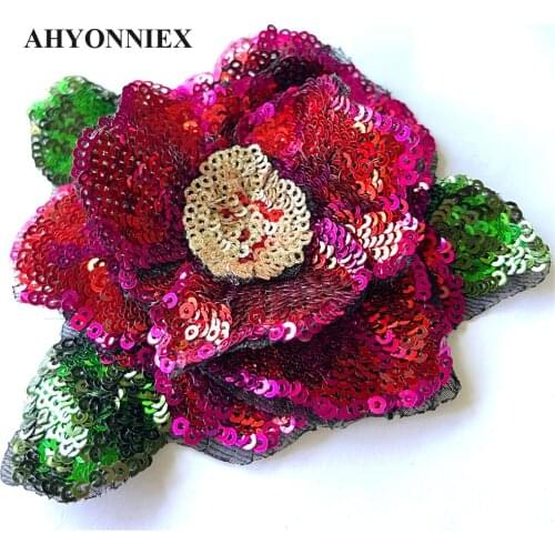 1 Piece Shining Diamond Sequins Red Rose Flower Patch DIY Clothes Accessories size 12cm x 10.5cm